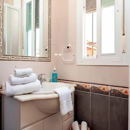 Con Piscina Privada Vallada Terraza Y Barbacoan Conil Vakantiehuis