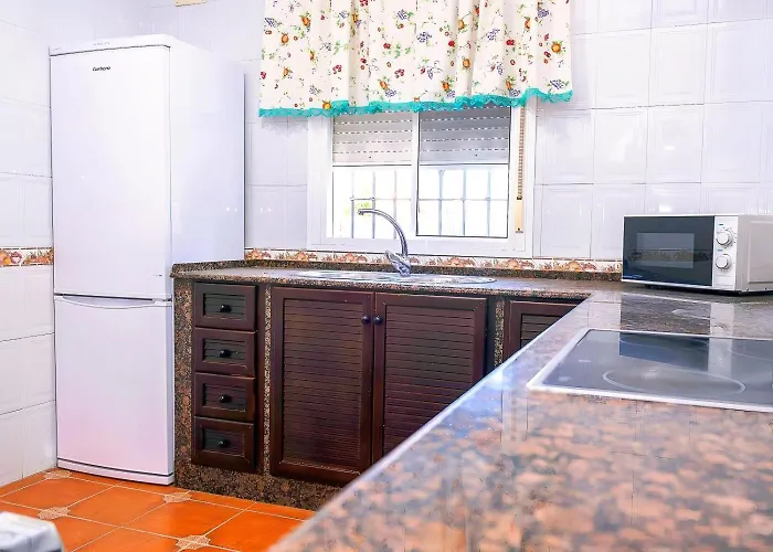 Dom wakacyjny Con Piscina Privada Vallada Terraza Y Barbacoan Conil *