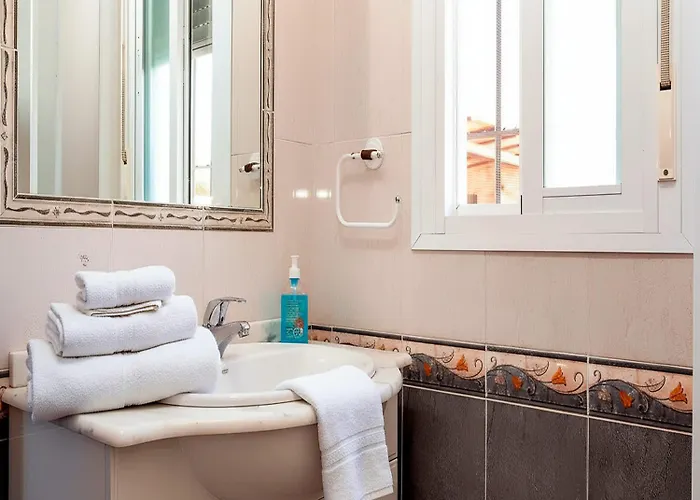 Con Piscina Privada Vallada Terraza Y Barbacoan Conil Dom wakacyjny